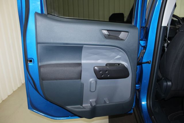 Used 2025 Ford Maverick XL w/ Equipment Group 102A AWD/4WD image 19