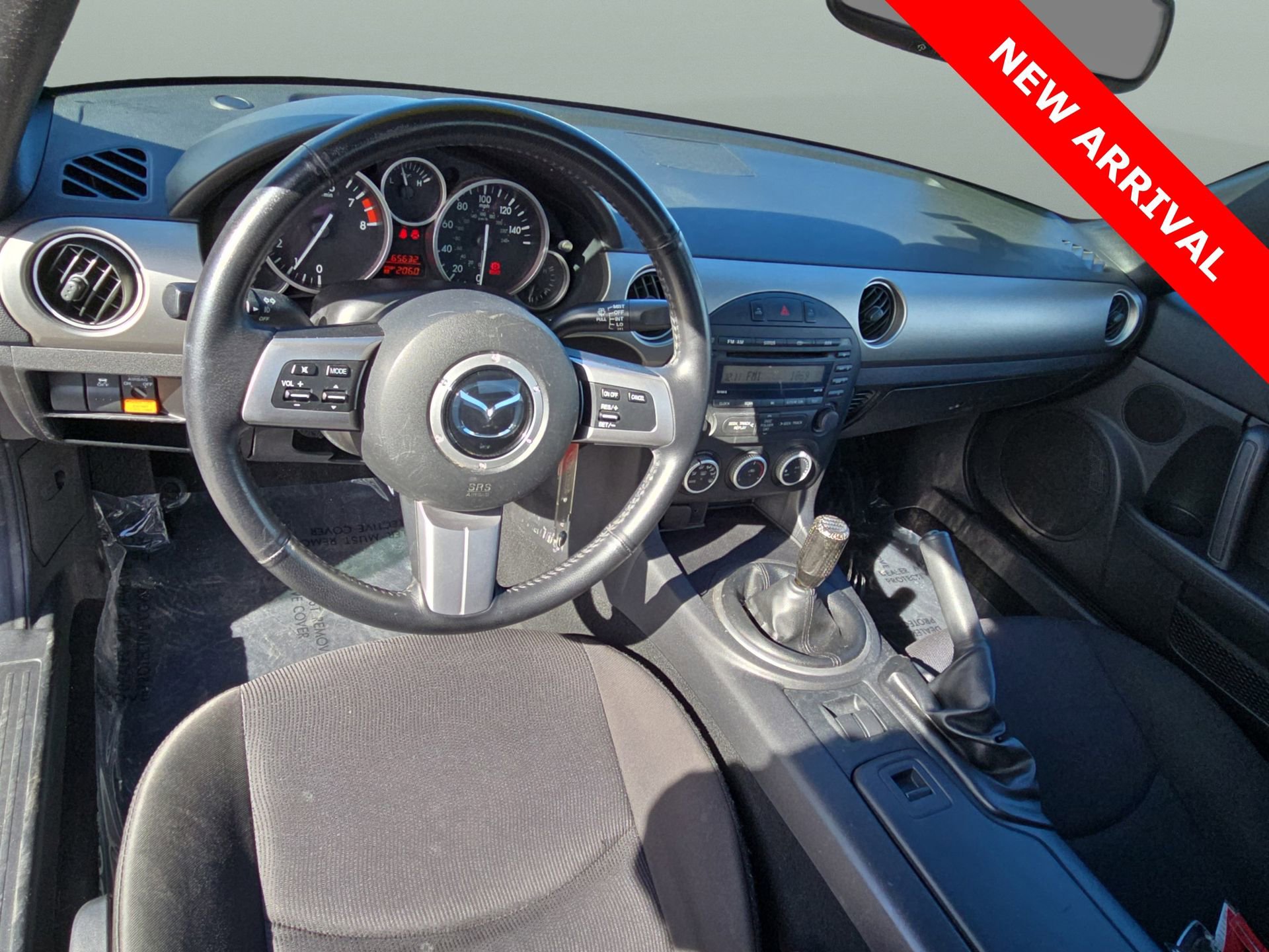 Used 2012 MAZDA MX-5 Miata Touring w/ Suspension Pkg image 12