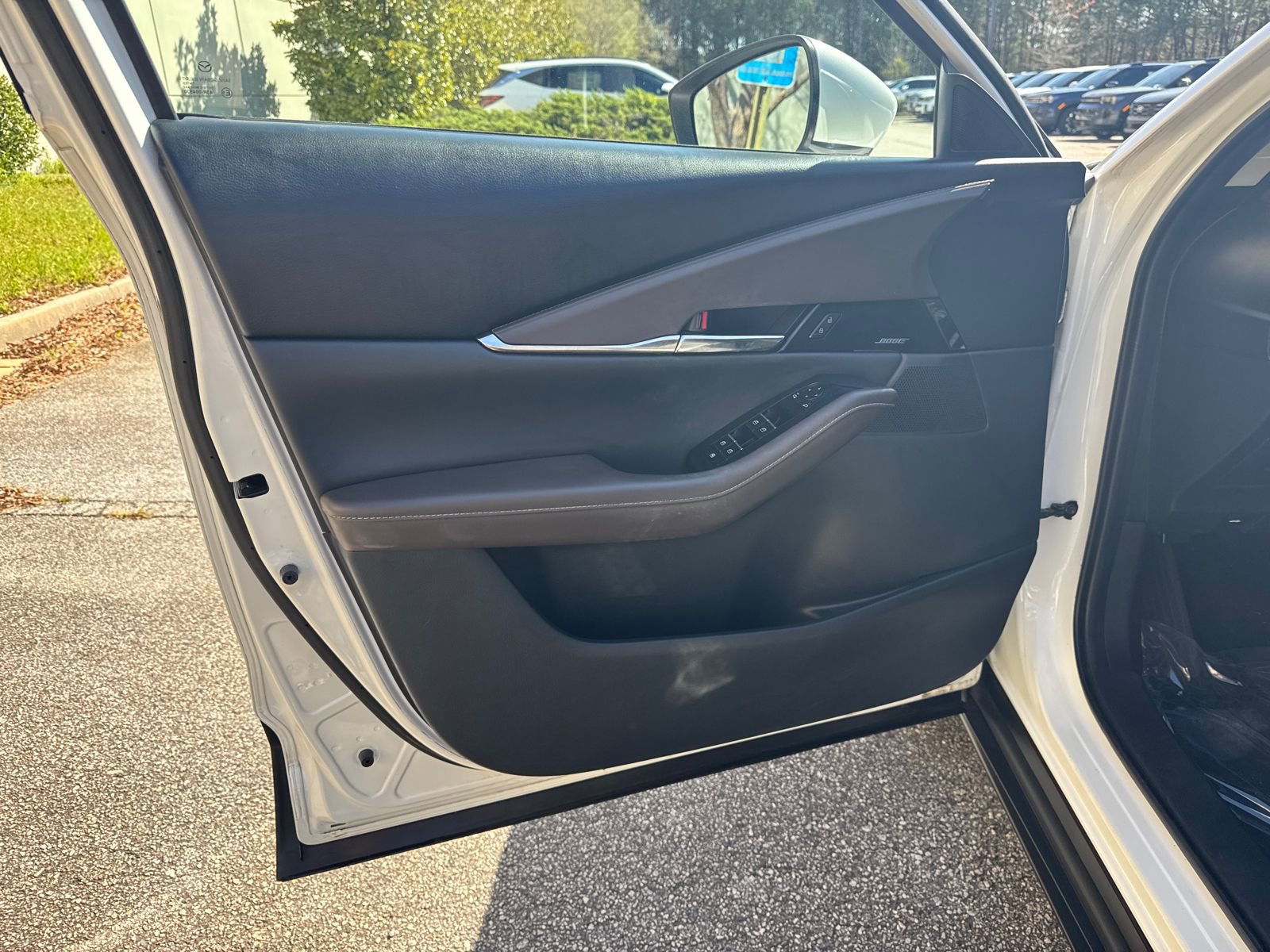 Used 2021 MAZDA CX-30 FWD 2.5 S w/ Premium Package image 10