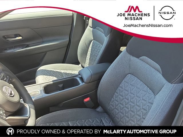 New 2026 Nissan Kicks SV w/ SV Premium Package FWD image 13