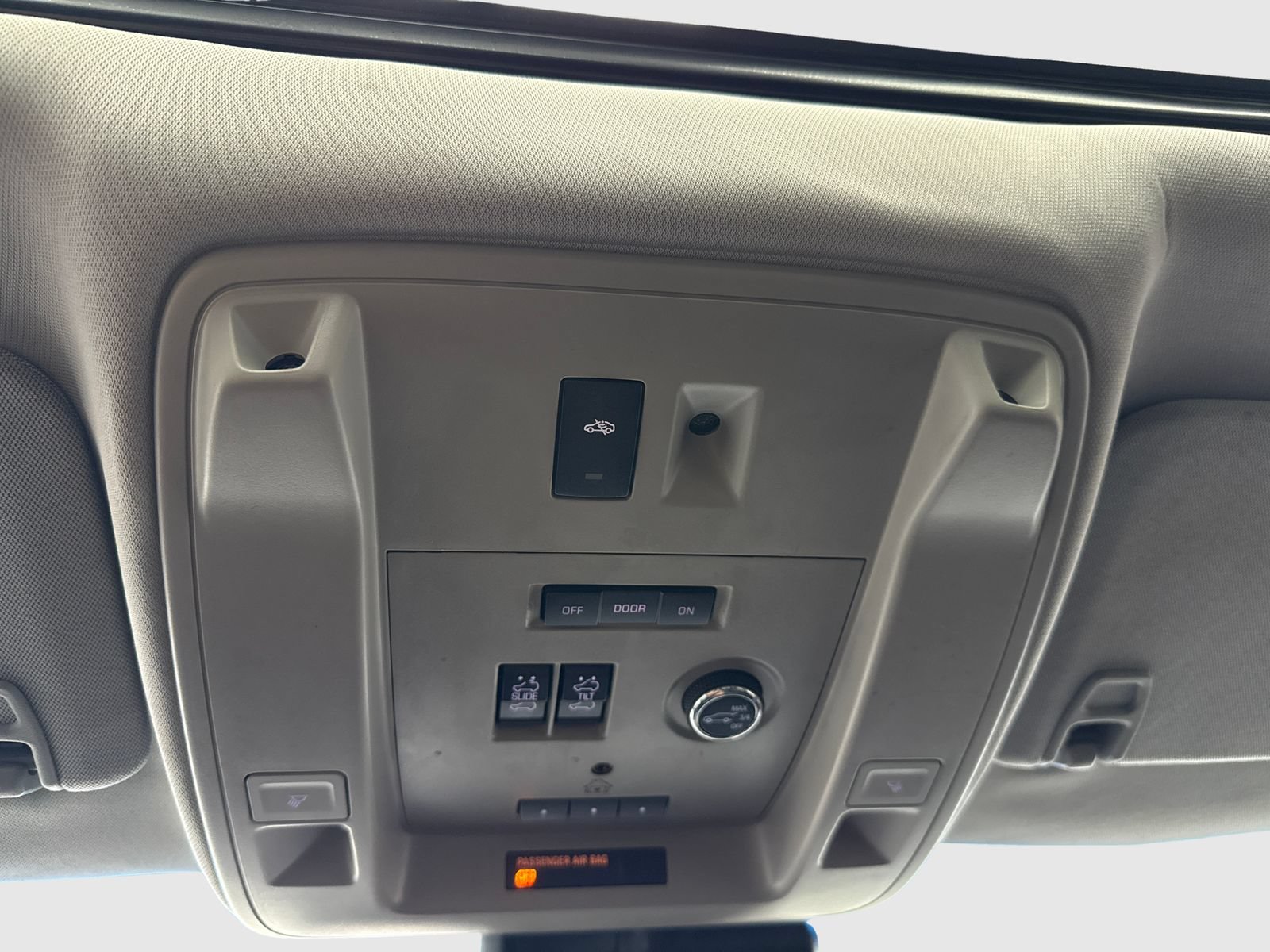 Used 2016 Cadillac Escalade Premium AWD/4WD image 35