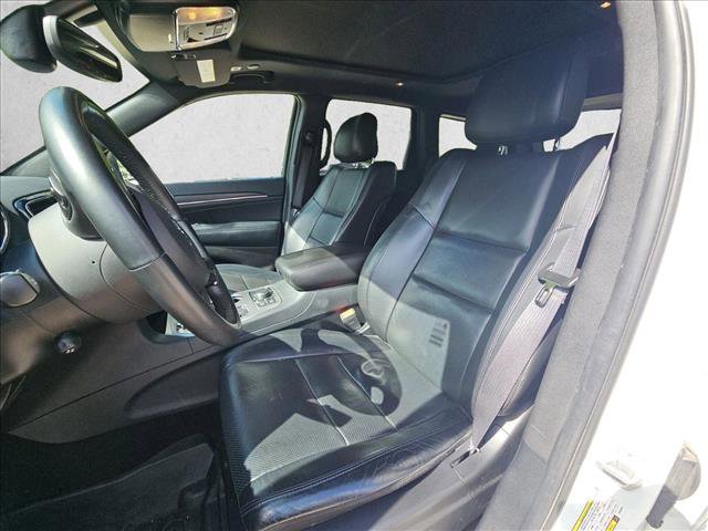 Used 2019 Jeep Grand Cherokee Limited w/ Luxury Group II image 16