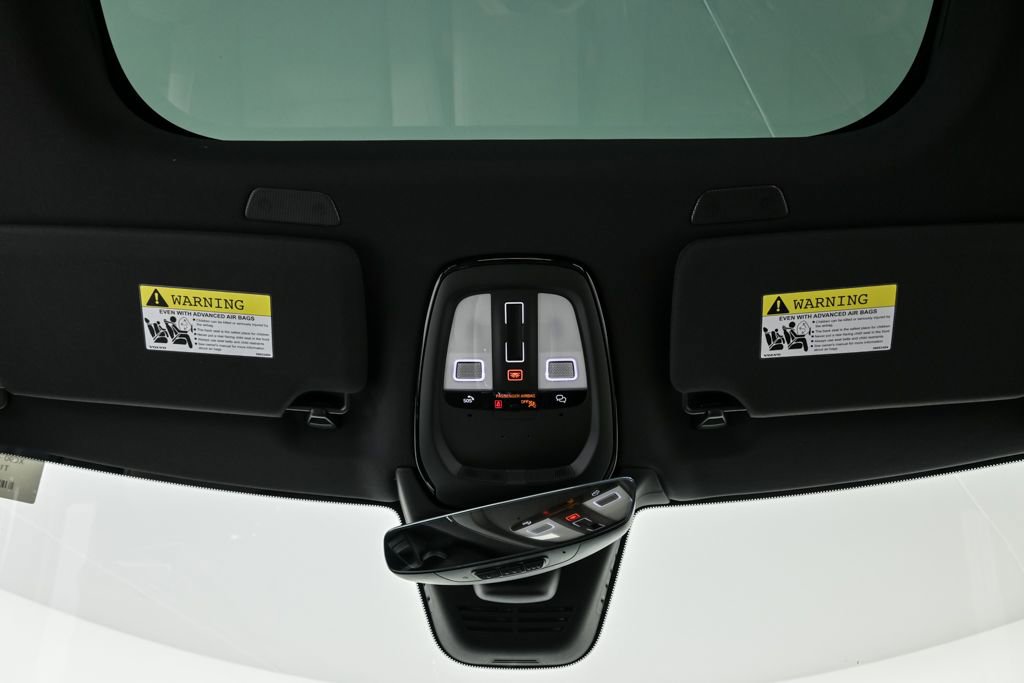 Used 2026 Volvo XC90 B6 Plus w/ Protection Package Premier image 21