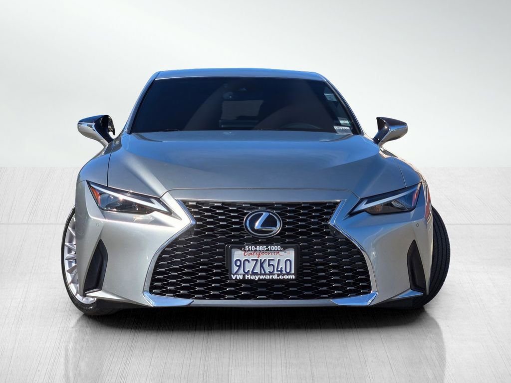 Used 2022 Lexus IS 300 300 w/ Premium Package image 2