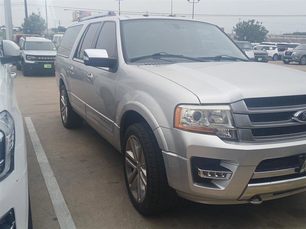 Used 2017 Ford Expedition EL Platinum AWD/4WD image 4