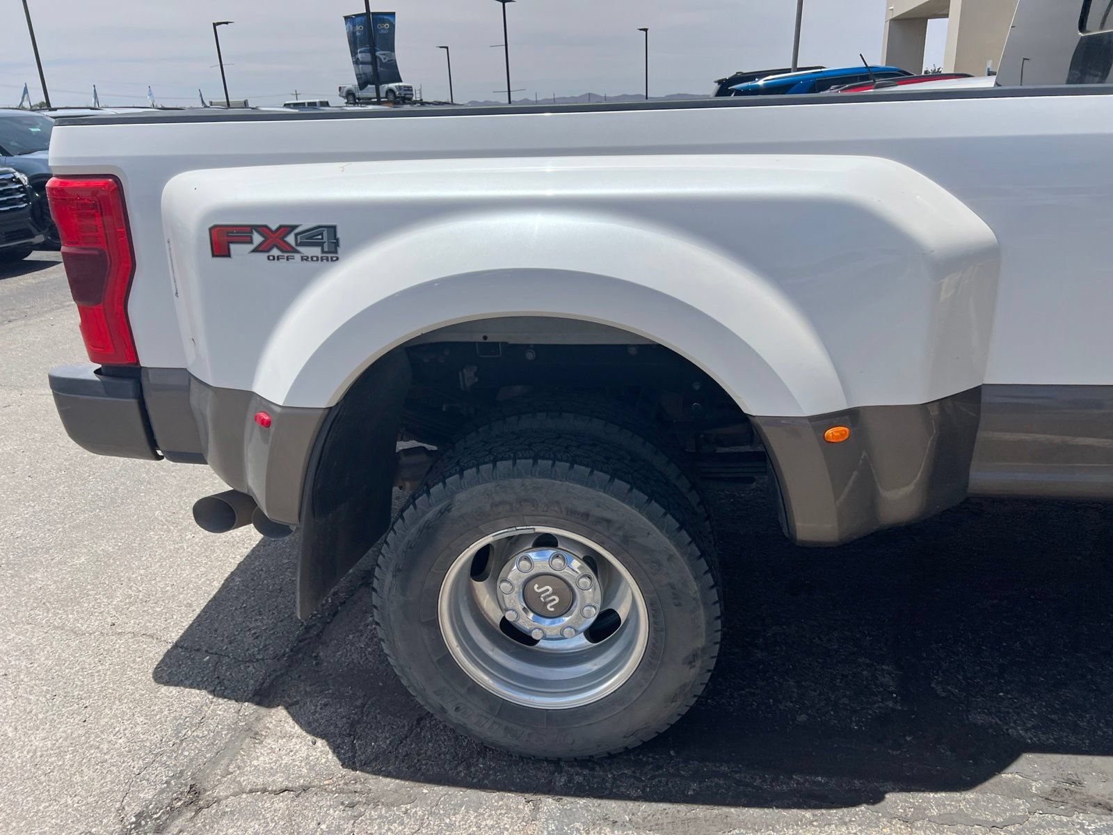 Used 2019 Ford F350 King Ranch w/ King Ranch Ultimate Package AWD/4WD image 14