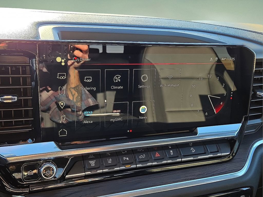 Used 2025 GMC Sierra 2500 SLT w/ SLT Premium Package image 30