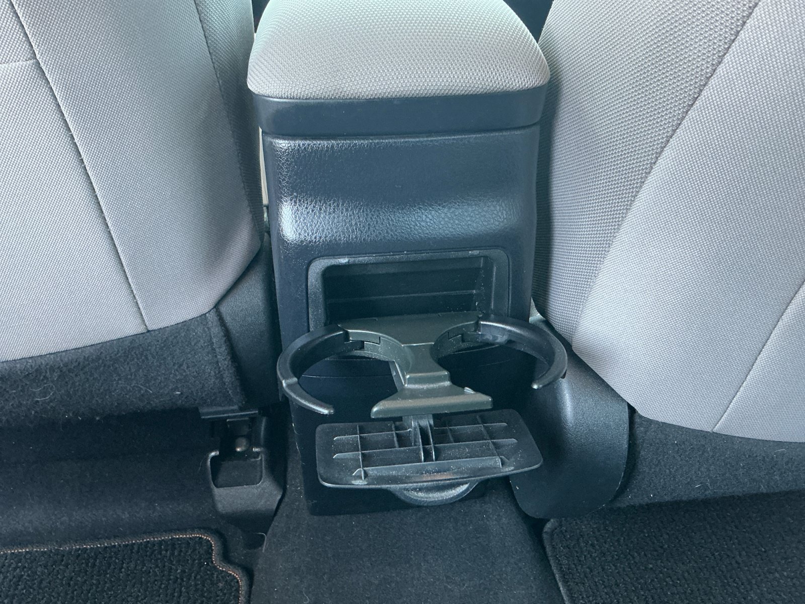 Used 2014 Toyota Corolla LE FWD image 31