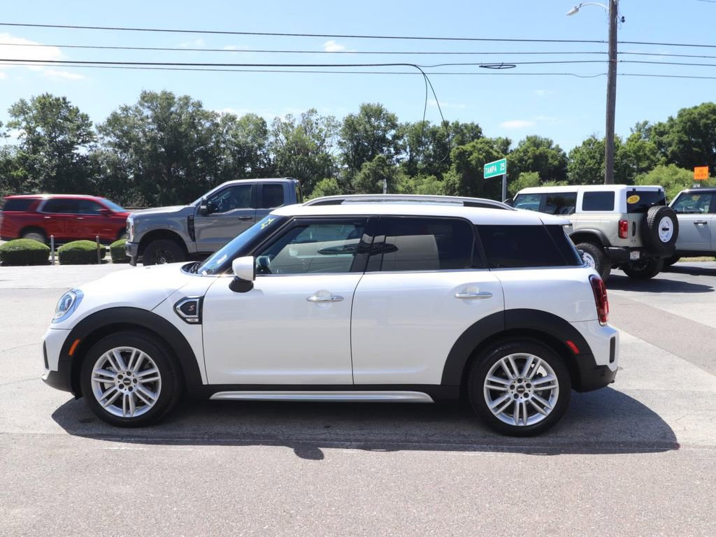 Used 2024 MINI Cooper Countryman S w/ Signature Upholstery Package image 8