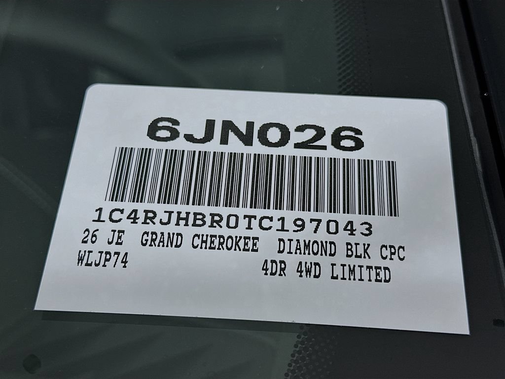 New 2026 Jeep Grand Cherokee Limited AWD/4WD image 18