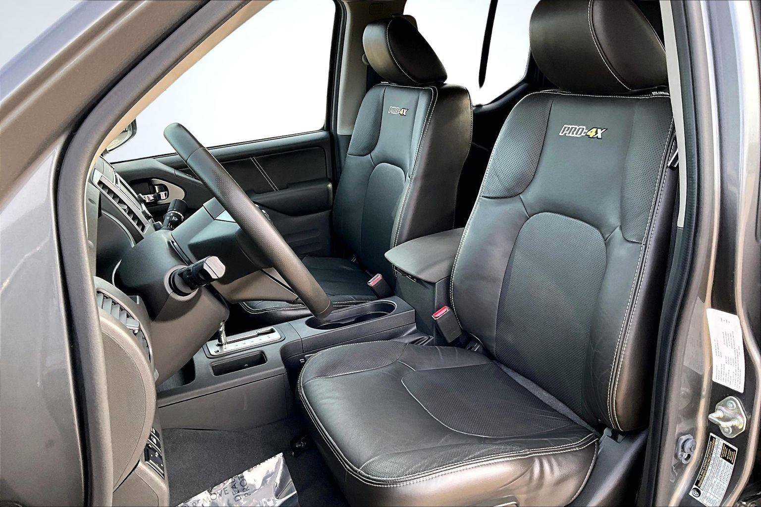 Used 2019 Nissan Frontier PRO-4X image 26