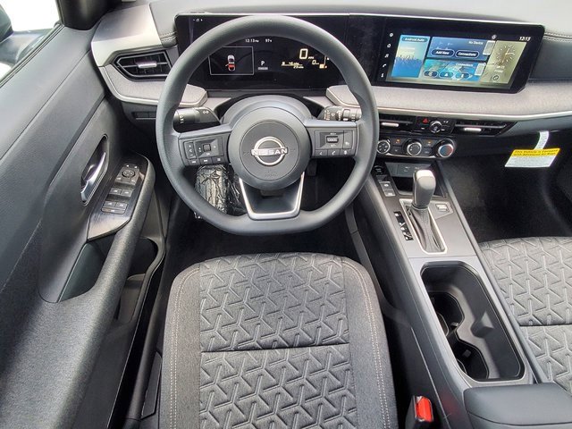 New 2025 Nissan Kicks SV w/ Illumination Package image 22