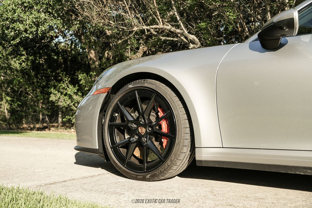 Used 2025 Porsche 911 Carrera S RWD image 39