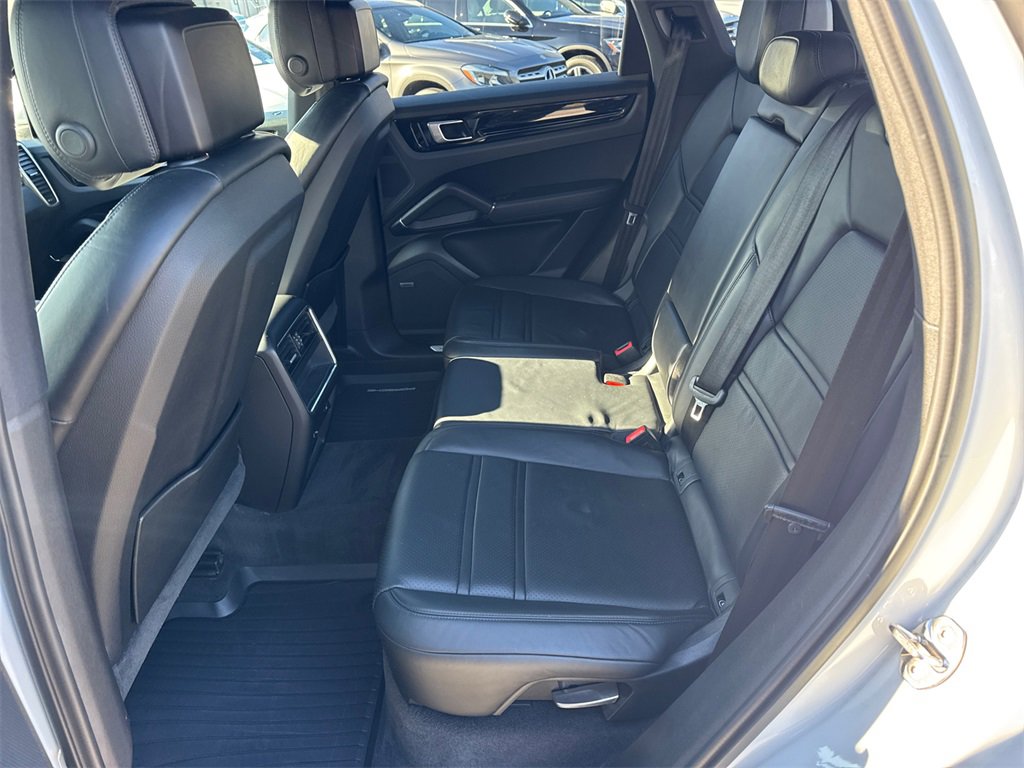 Used 2019 Porsche Cayenne image 20