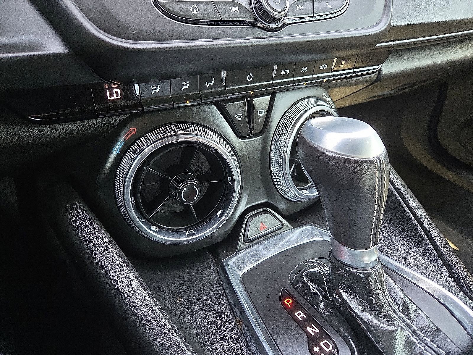 Used 2020 Chevrolet Camaro LT RWD image 22