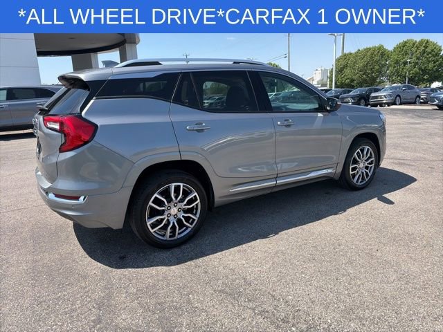 Used 2023 GMC Terrain Denali w/ Denali Premium Package AWD/4WD image 15