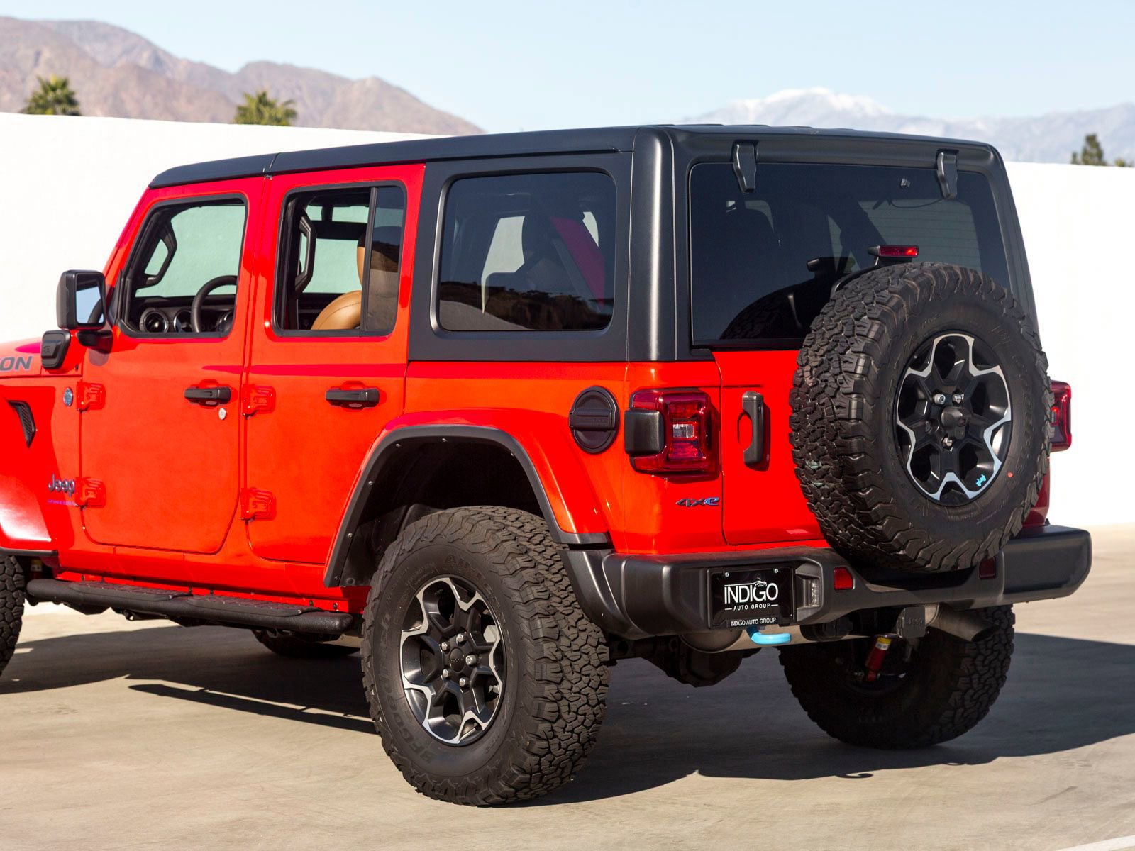 Used 2023 Jeep Wrangler Unlimited Rubicon 4xe image 7