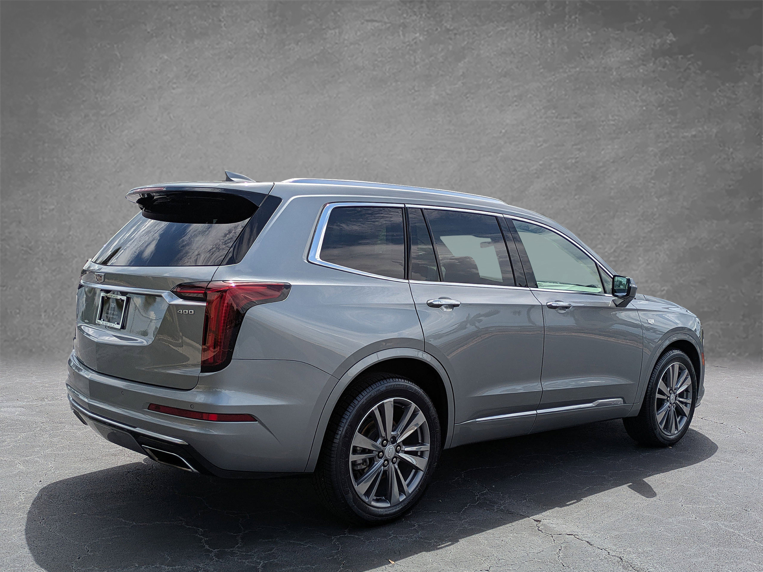 Certified 2024 Cadillac XT6 Premium Luxury FWD image 6