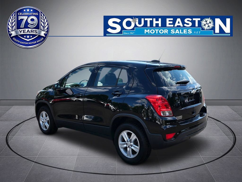 Used 2017 Chevrolet Trax LS AWD/4WD image 5