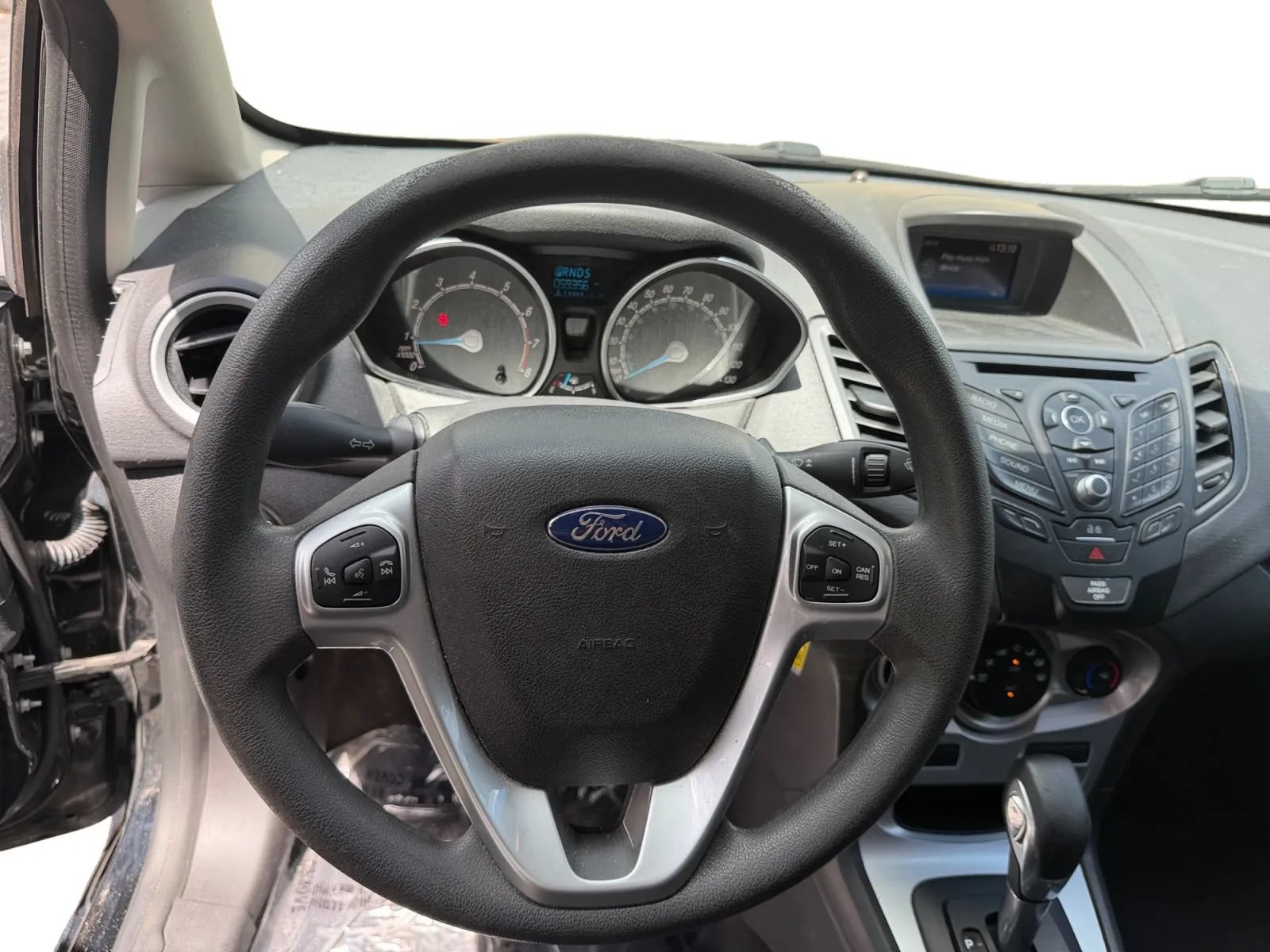 Used 2019 Ford Fiesta SE FWD image 11