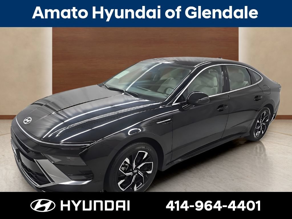 Used 2025 Hyundai Sonata SEL FWD image 1