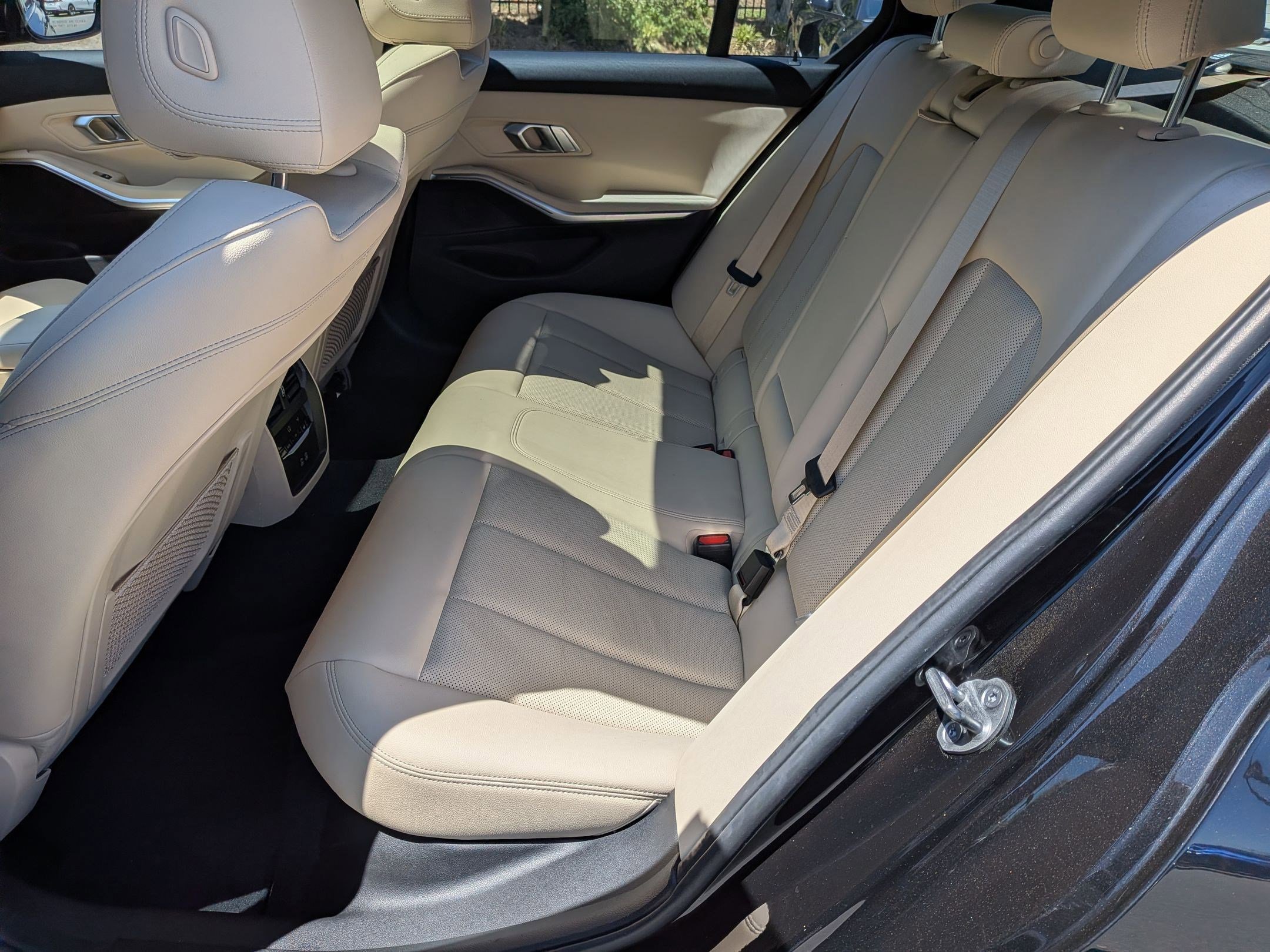 Used 2022 BMW 330i Sedan w/ Convenience Package RWD image 31