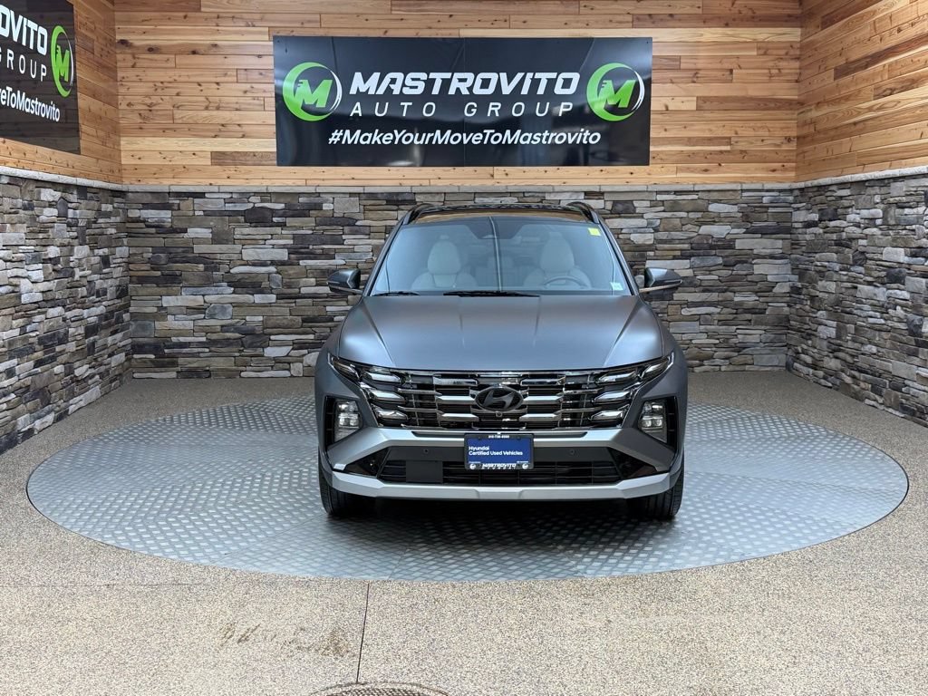Used 2025 Hyundai Tucson Limited AWD/4WD video 3