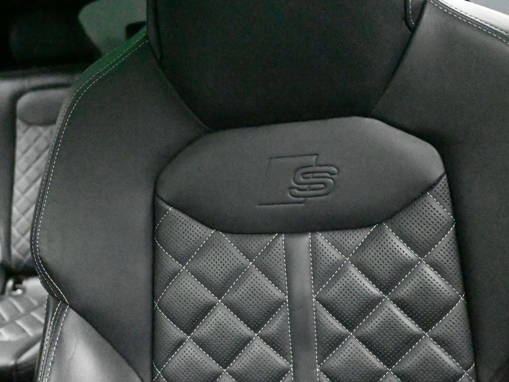 Used 2022 Audi SQ8 Prestige image 25