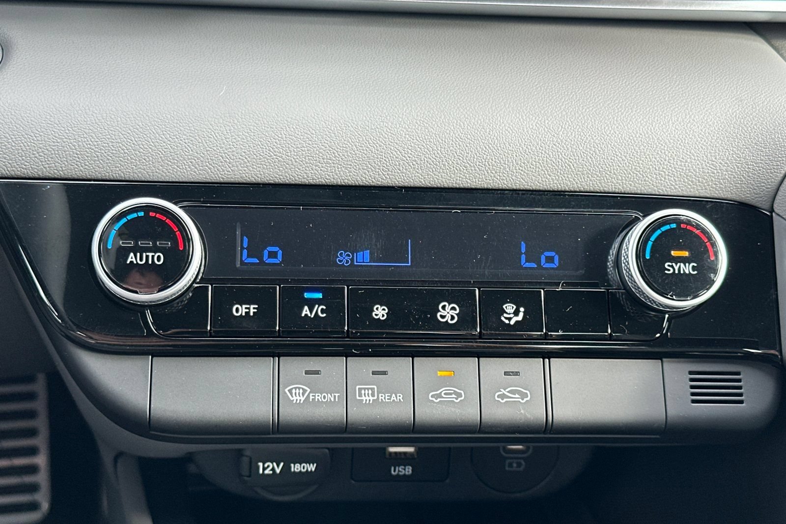 Used 2026 Hyundai Elantra Sport FWD image 22
