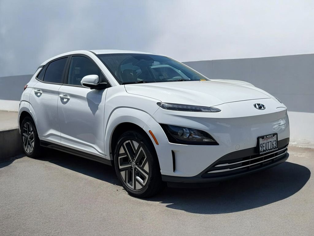 Used 2023 Hyundai Kona SE FWD image 14
