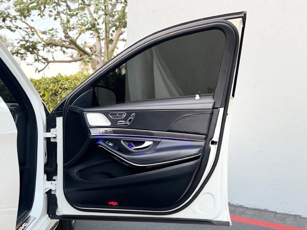 Used 2020 Mercedes-Benz S 63 AMG 4MATIC Sedan w/ Warmth & Comfort Package image 38