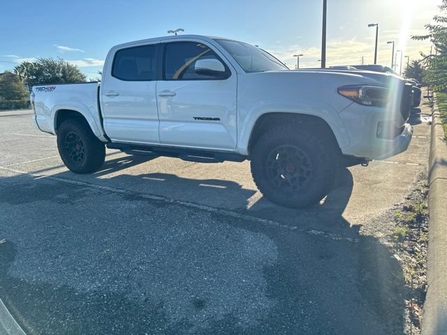 Certified 2022 Toyota Tacoma TRD Sport w/ TRD Premium Sport Package AWD/4WD image 22
