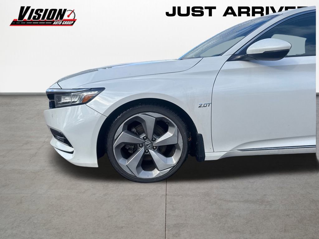Used 2019 Honda Accord Touring image 10