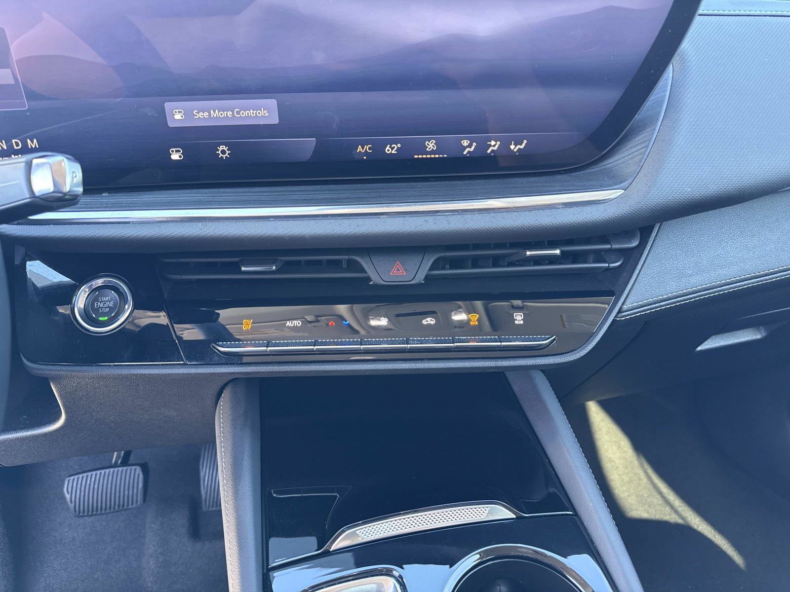 Used 2025 Buick Envision Preferred image 26