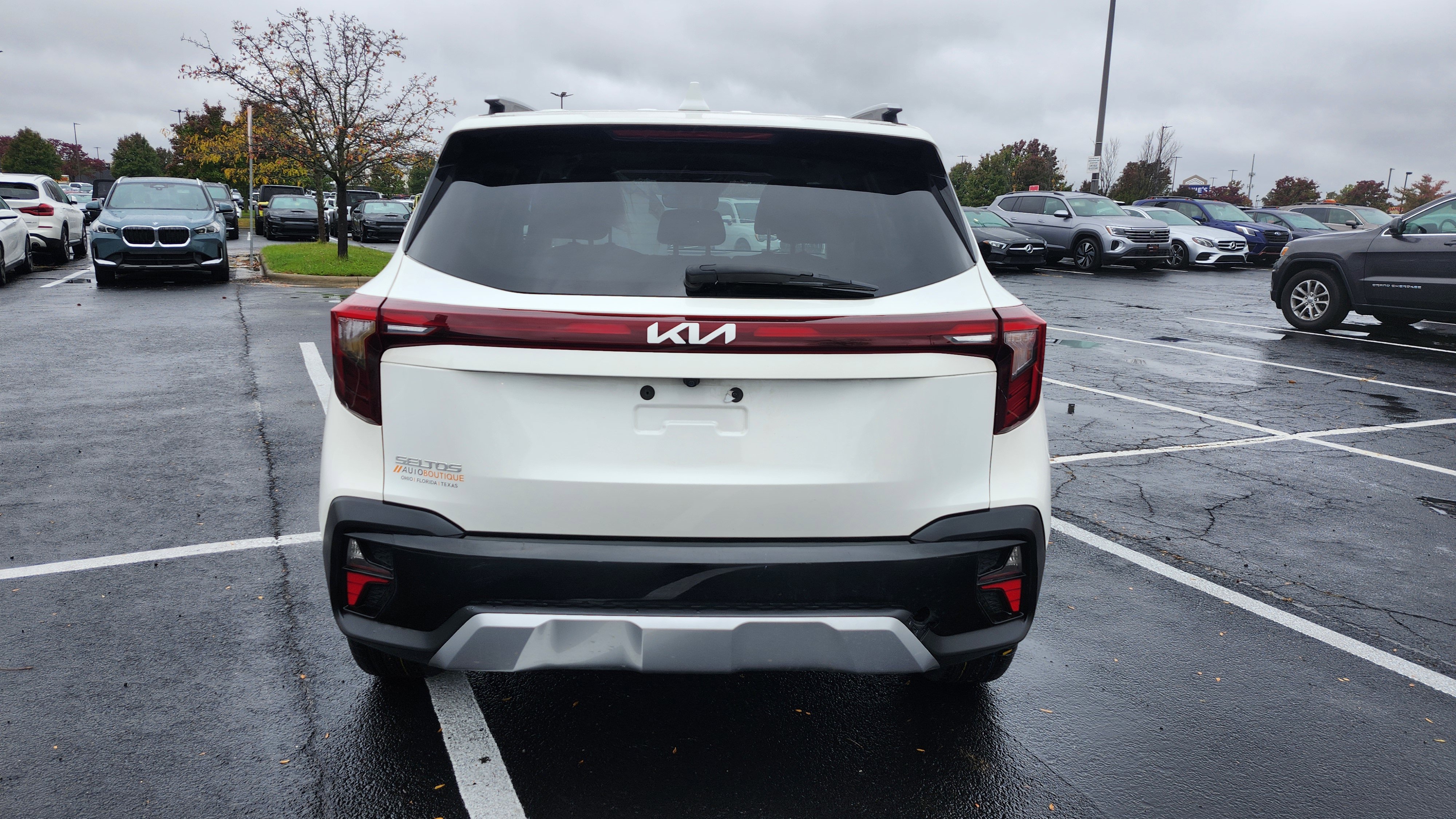 Used 2024 Kia Seltos S image 9