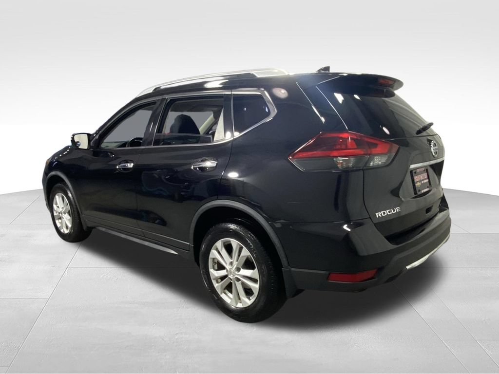 Used 2018 Nissan Rogue SV w/ Premium Package AWD/4WD image 8