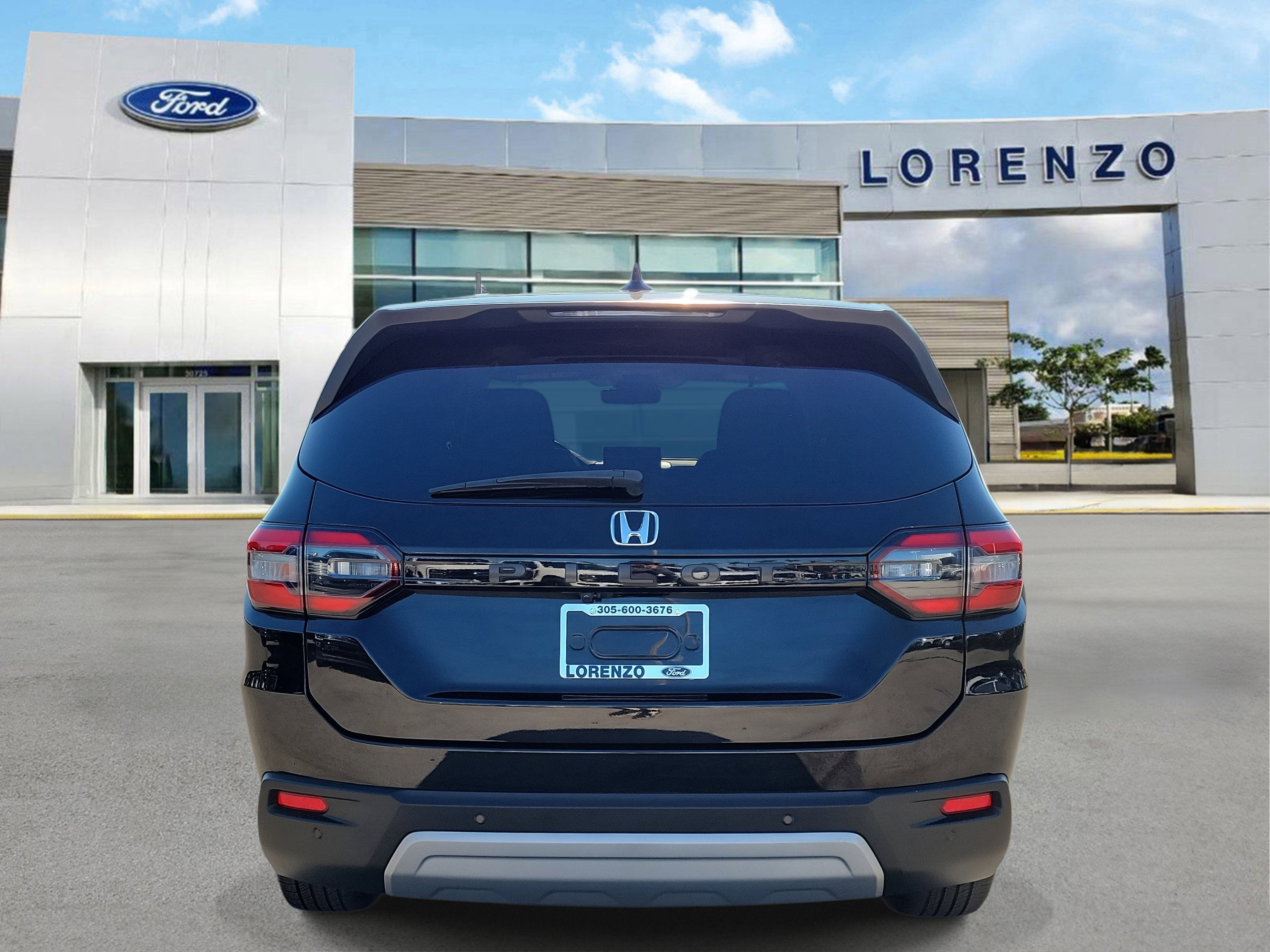 Used 2023 Honda Pilot EX-L image 6