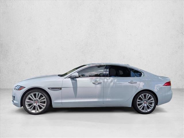 Used 2020 Jaguar XF Premium RWD image 9