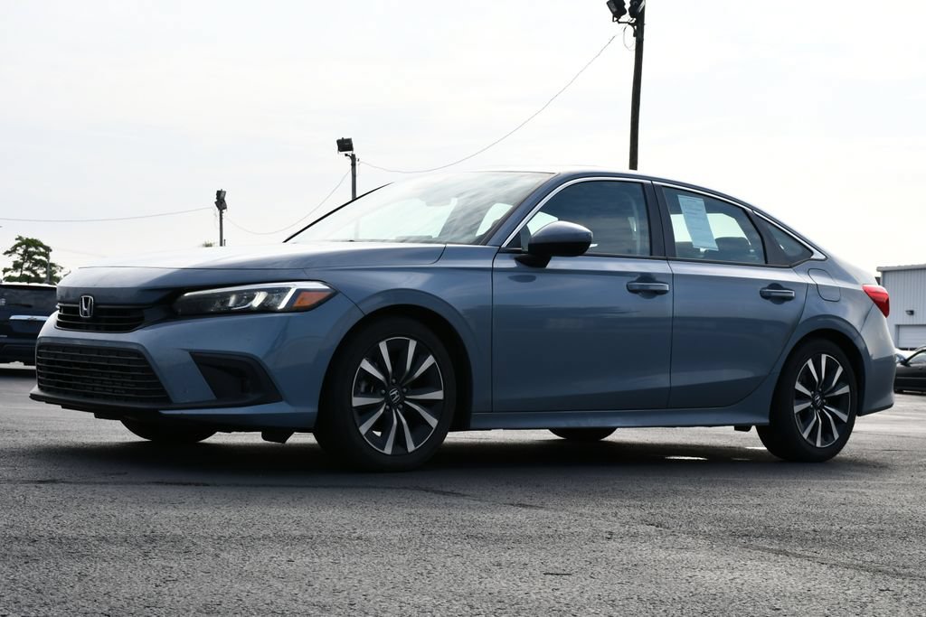 Used 2024 Honda Civic EX image 3
