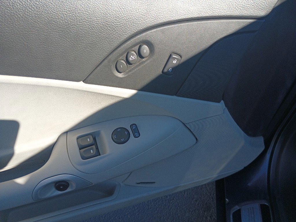 Used 2012 Chevrolet Corvette Grand Sport w/ 3LT Preferred Equipment Group image 11