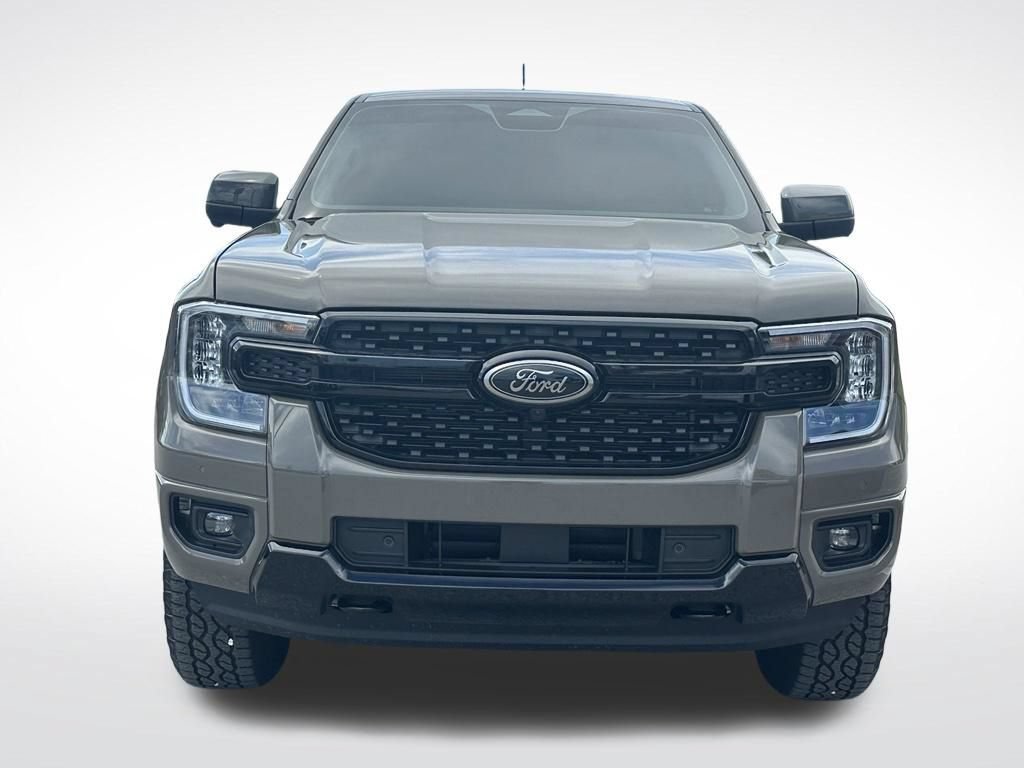 Used 2026 Ford Ranger Lariat w/ Black Appearance Package AWD/4WD image 10
