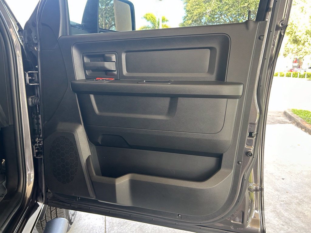 Used 2025 RAM 3500 Tradesman AWD/4WD image 29