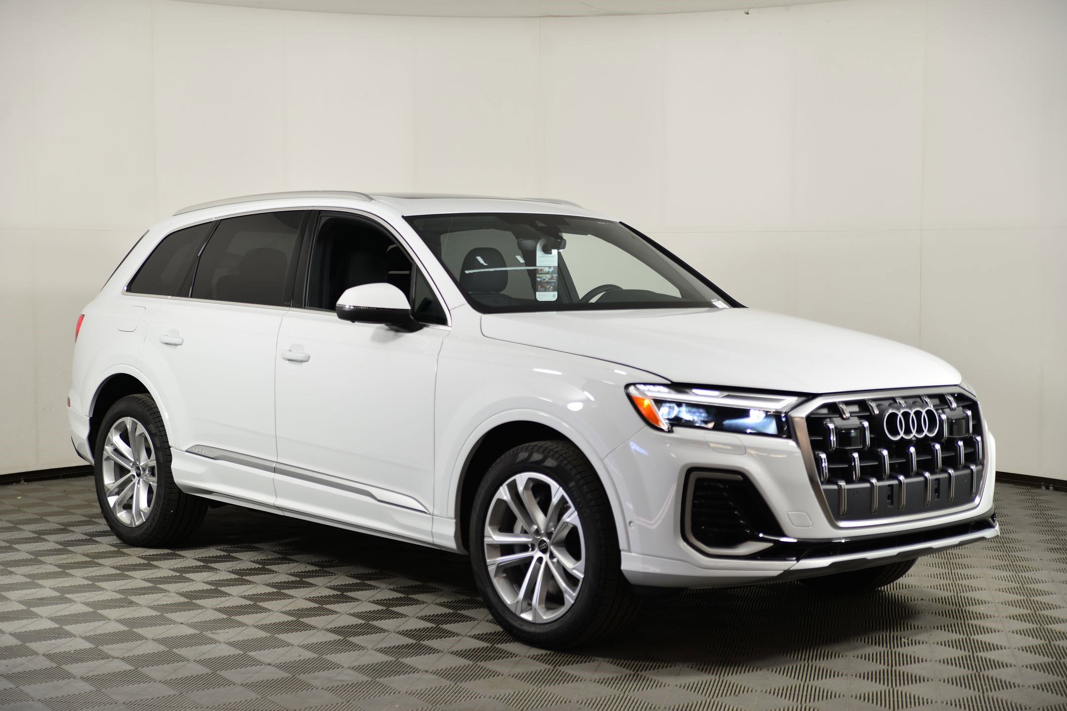 New 2026 Audi Q7 3.0T Premium Plus image 6