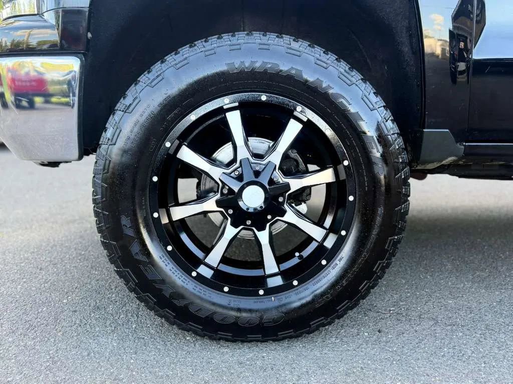 Used 2014 Chevrolet Silverado 1500 LT w/ All Star Edition AWD/4WD image 18