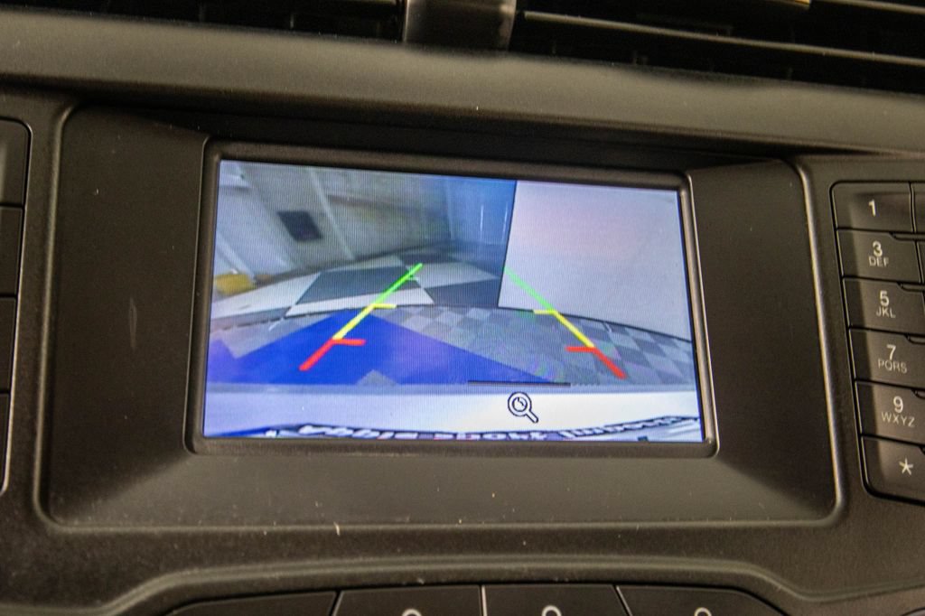 Used 2015 Ford Fusion SE w/ Equipment Group 202A FWD image 22