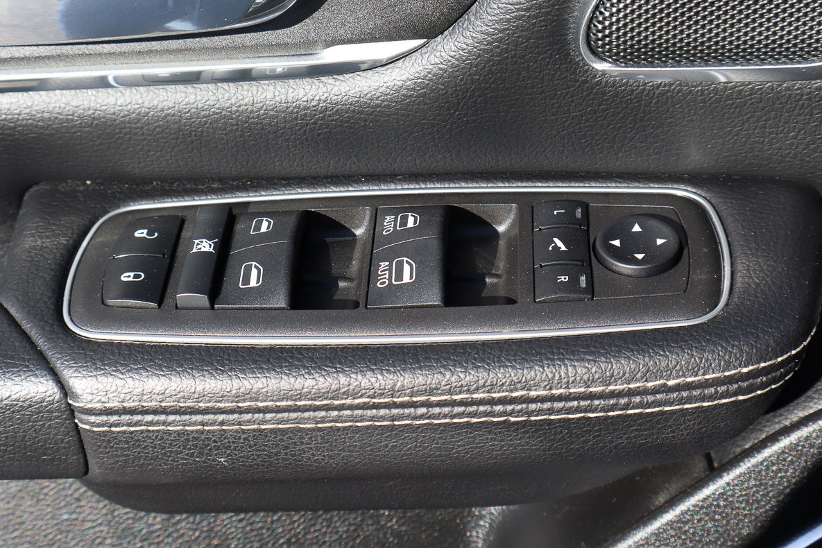 Used 2022 RAM 1500 Laramie image 17