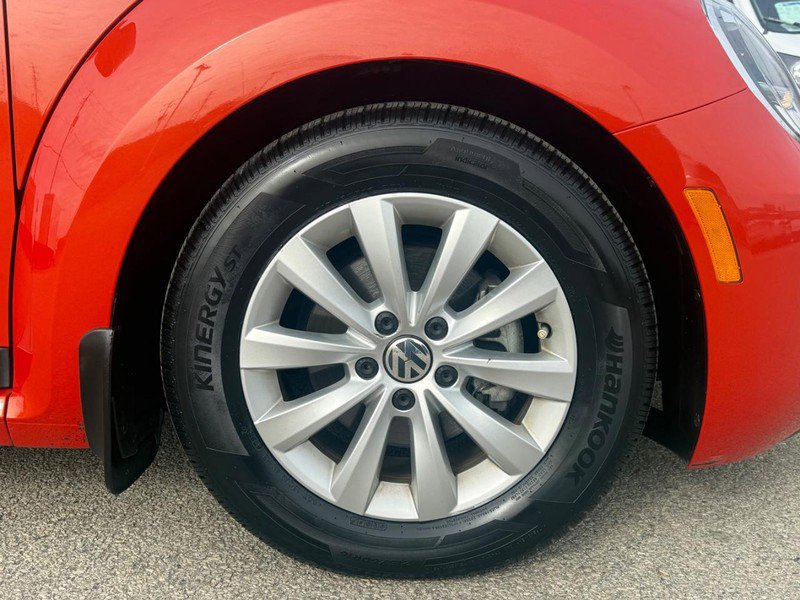 Used 2017 Volkswagen Beetle 1.8T FWD image 12