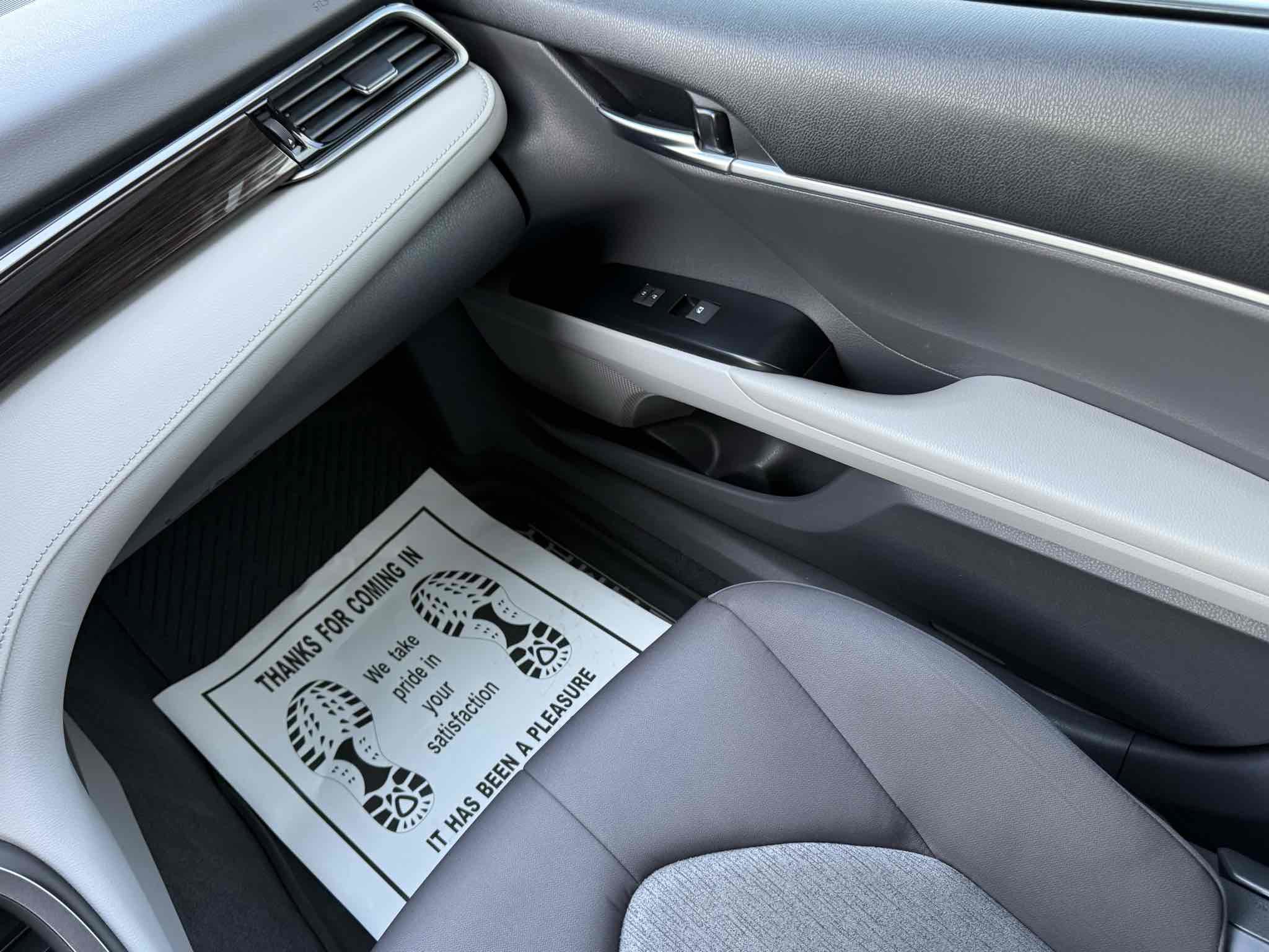 Used 2019 Toyota Camry LE image 54