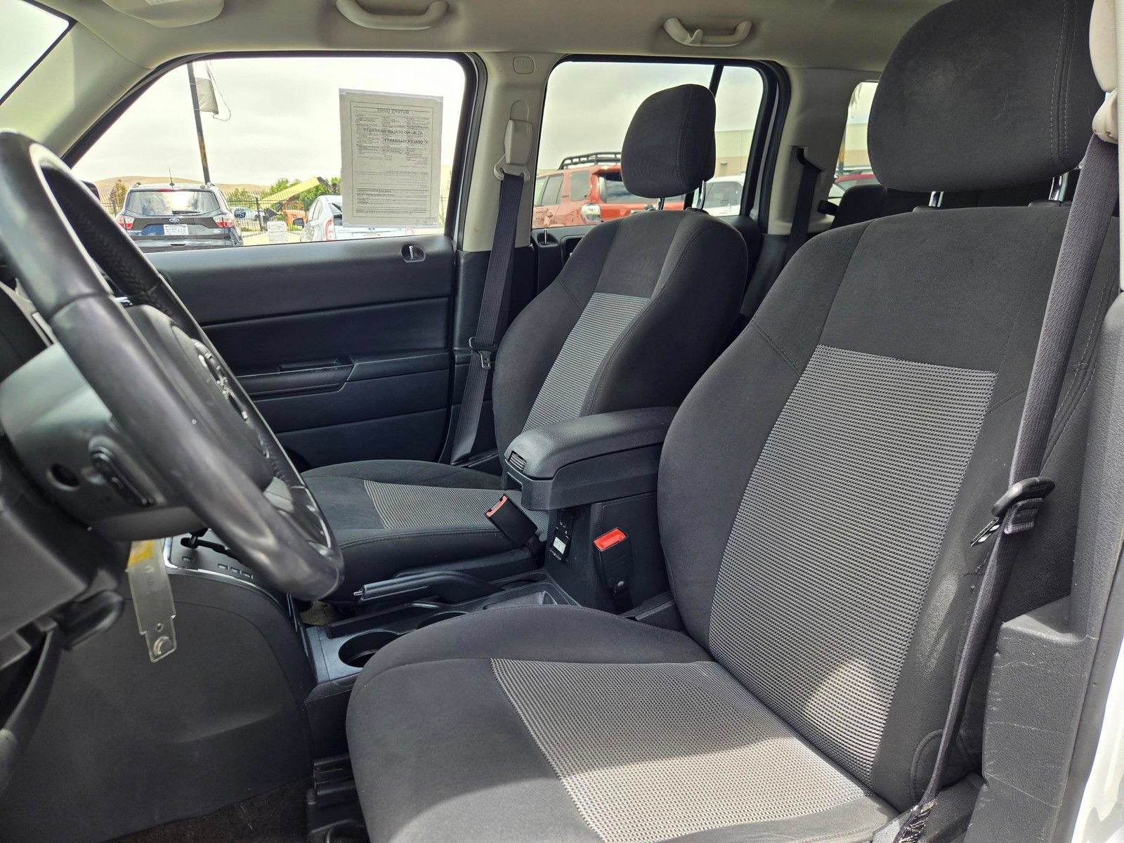 Used 2017 Jeep Patriot Latitude AWD/4WD image 22
