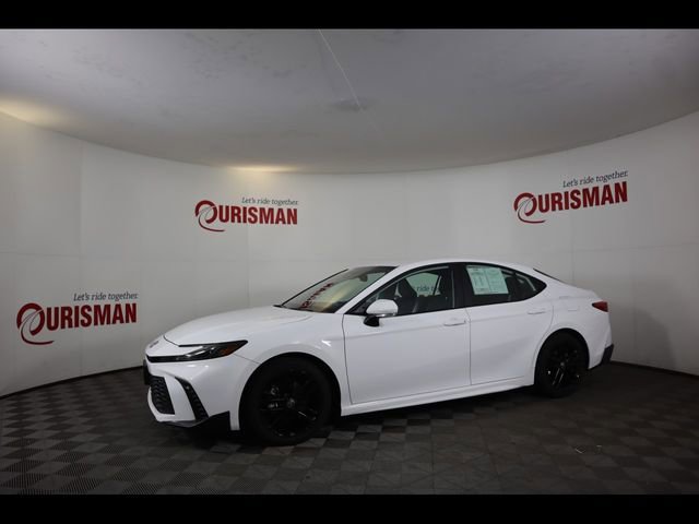 Used 2025 Toyota Camry SE w/ Convenience Package image 7